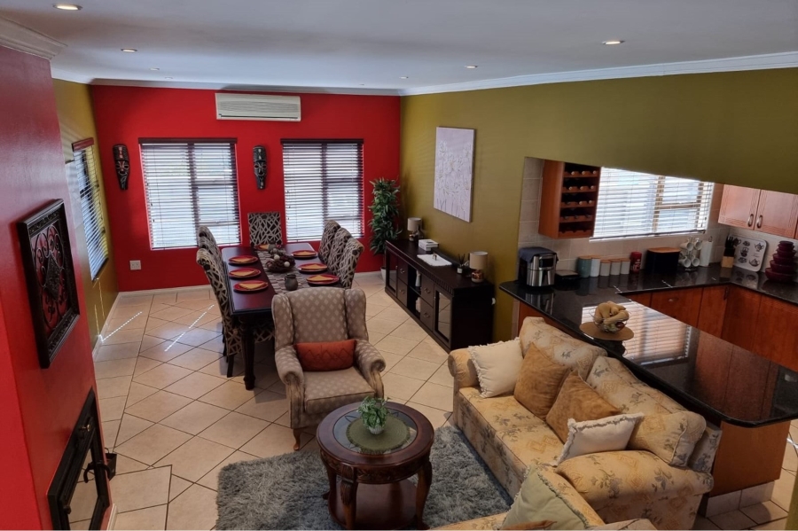 3 Bedroom Property for Sale in WestLake Country Safari Estate North West
